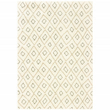 4' X 6' Sand Ash Grey And Ivory Geometric Power Loom Stain Resistant Area Rug
