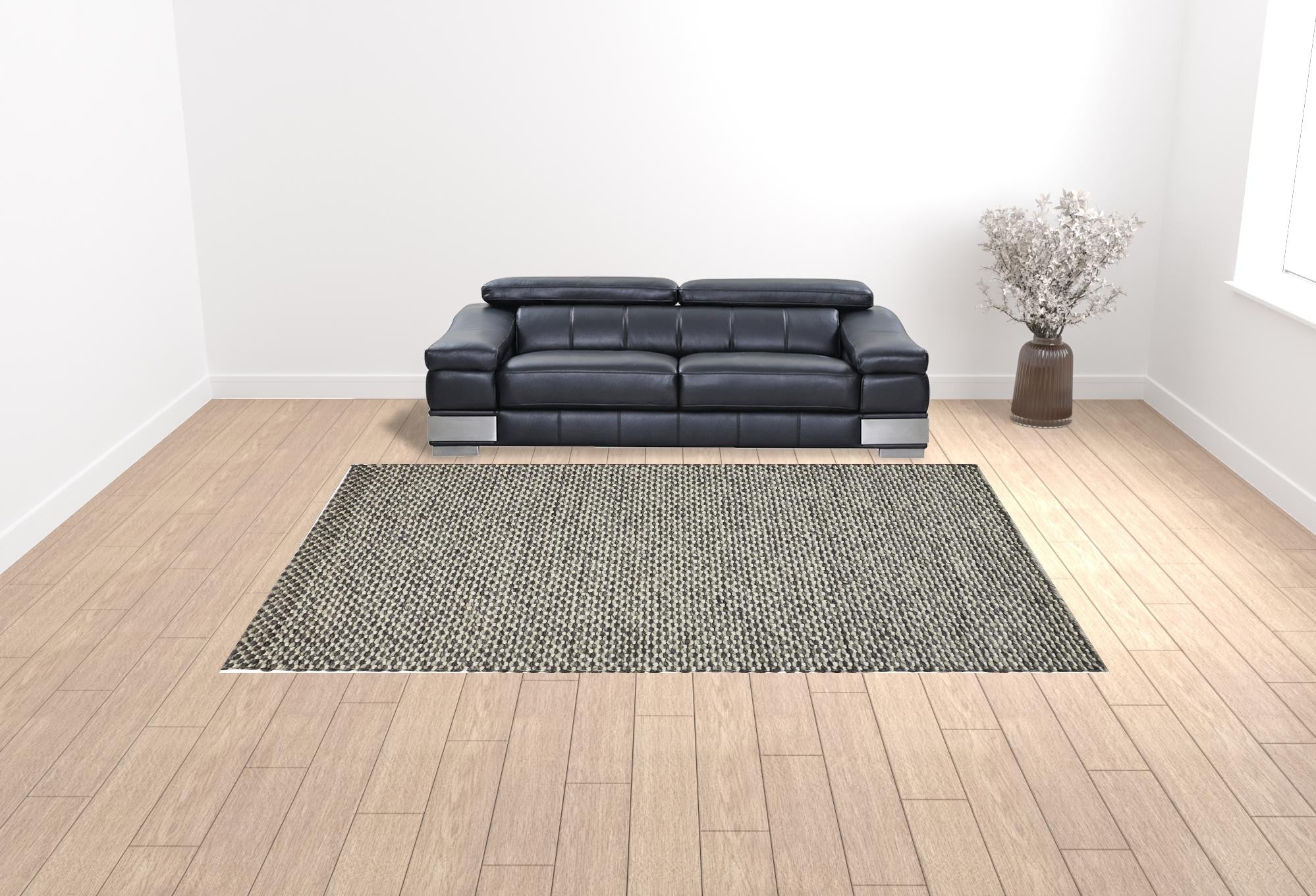 4' X 6' Gray And Ivory Wool Floral Hand Woven Stain Resistant Area Rug