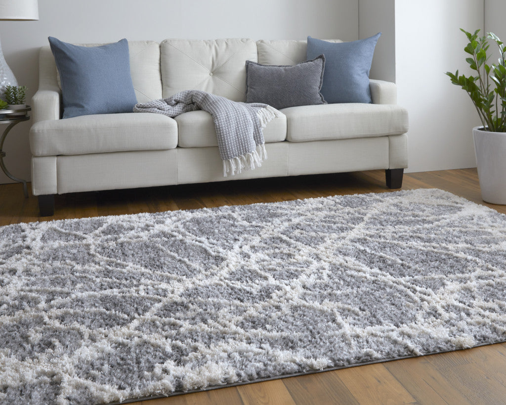 4' X 6' Gray And Ivory Abstract Power Loom Stain Resistant Area Rug