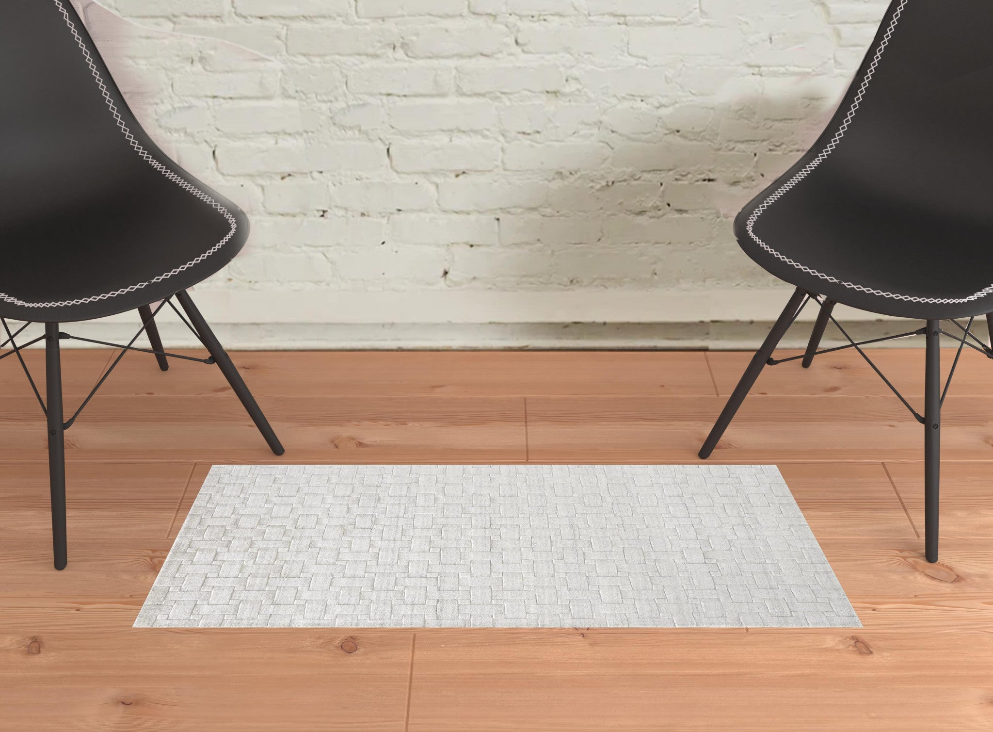 4' X 6' Ivory Striped Hand Woven Area Rug