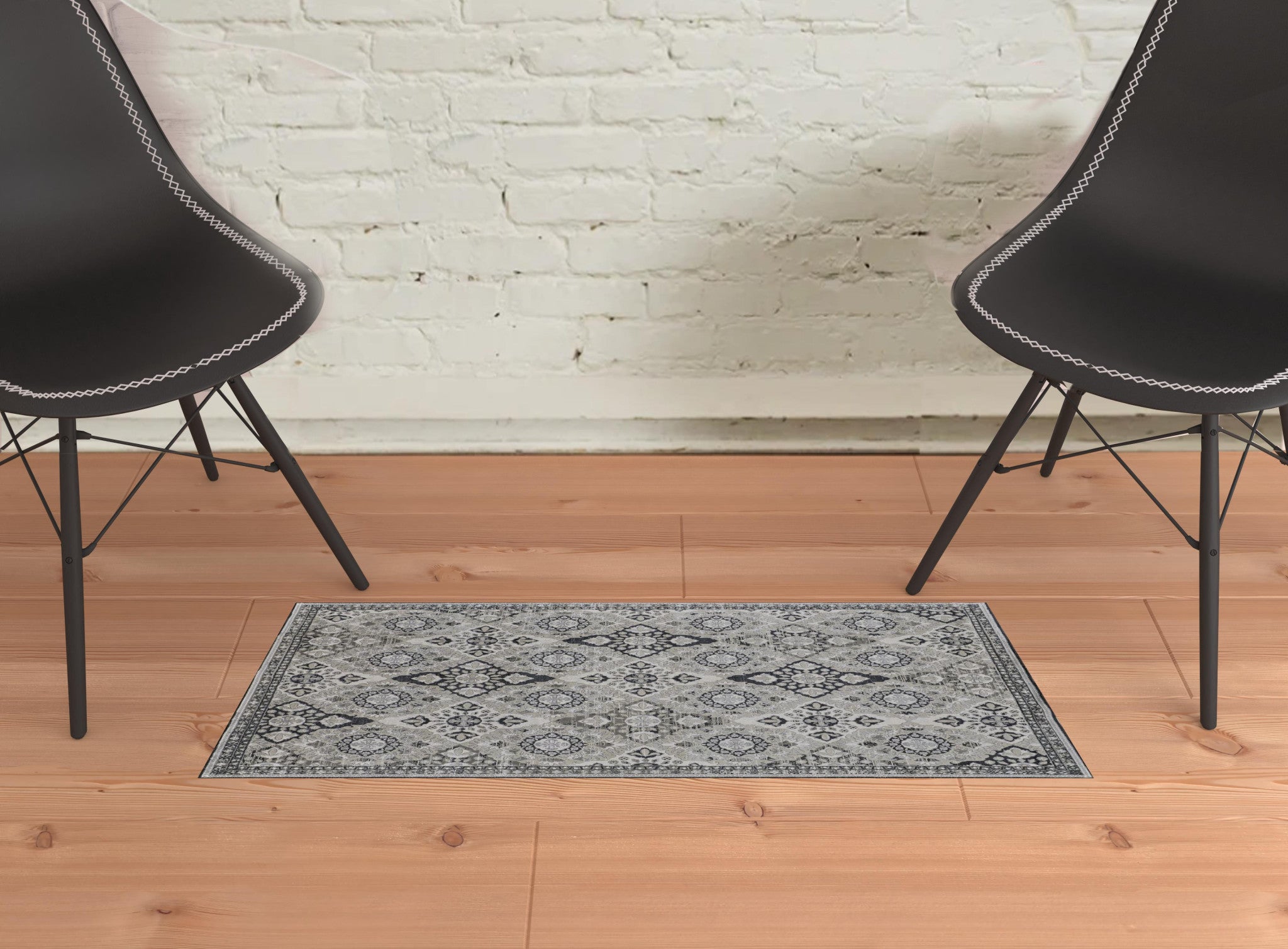 2' X 3' Gray And Black Floral Power Loom Area Rug