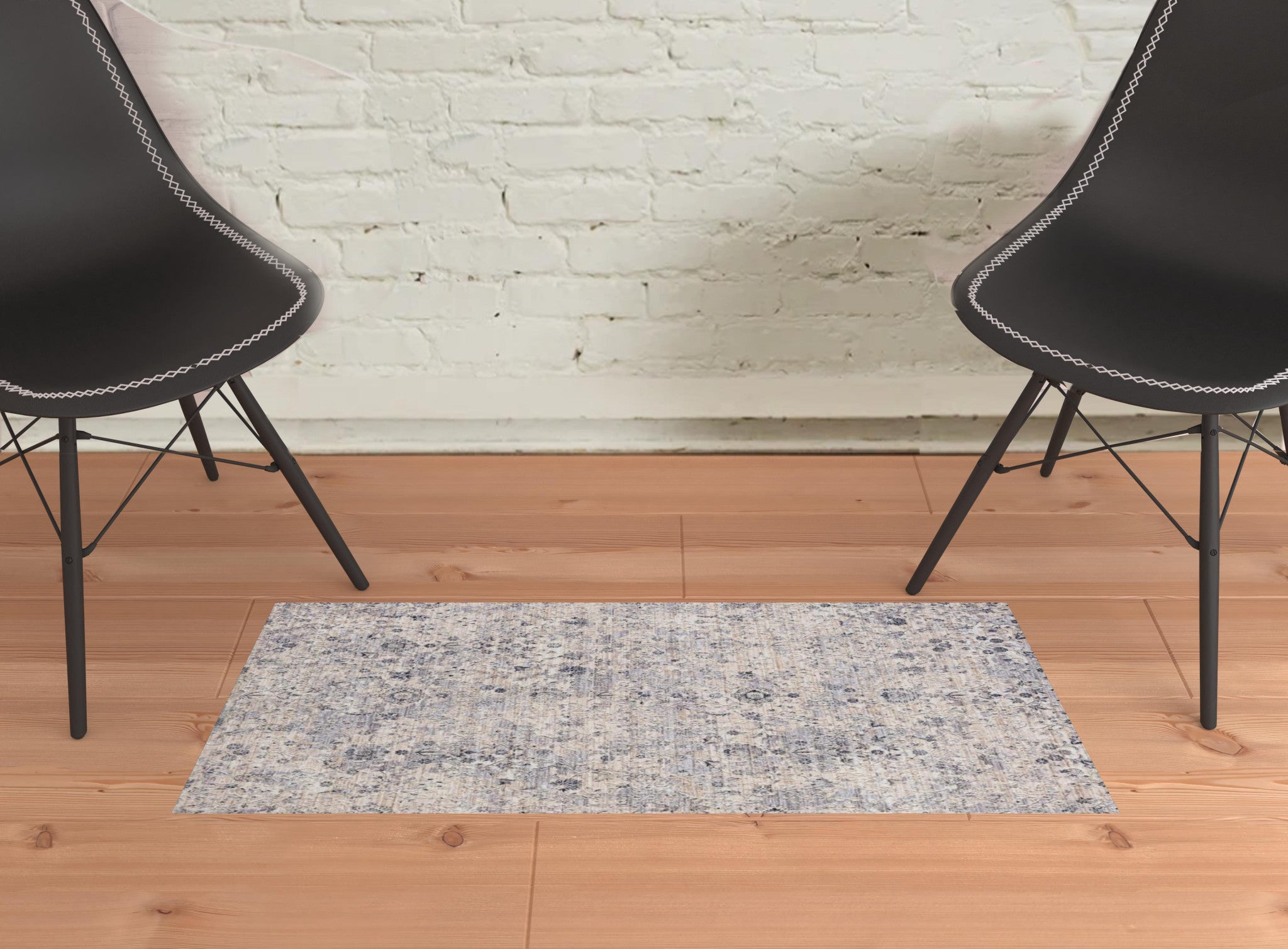 2' X 3' Gray Floral Area Rug