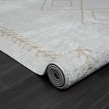 5' X 7' Cream Diamond Area Rug