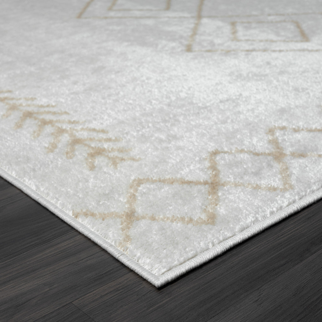 5' X 7' Cream Diamond Area Rug