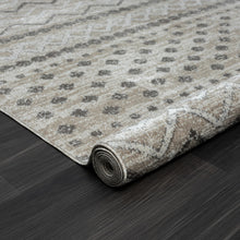 5' X 7' Beige Geometric Washable Area Rug