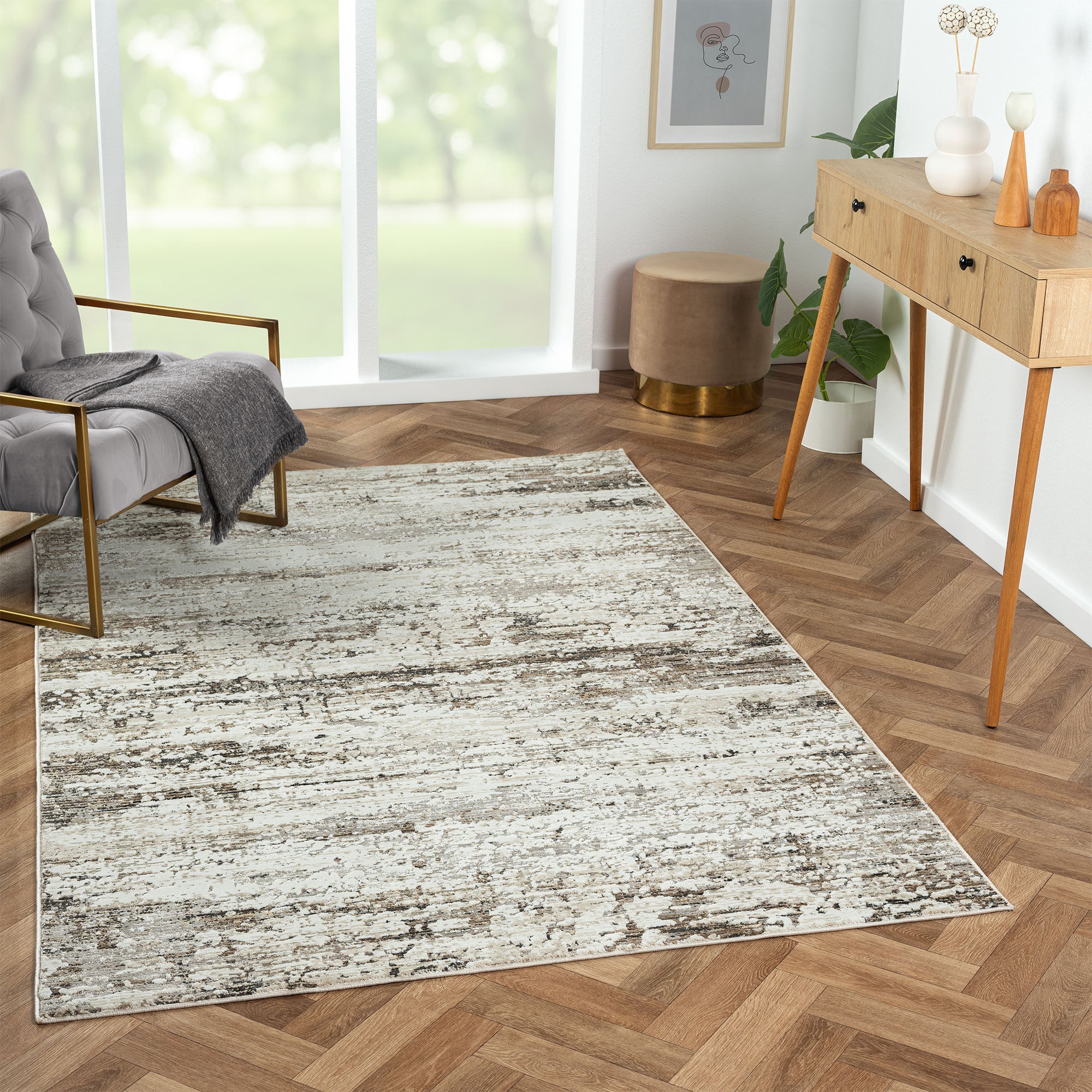 4' X 6' Beige Abstract Distressed Area Rug