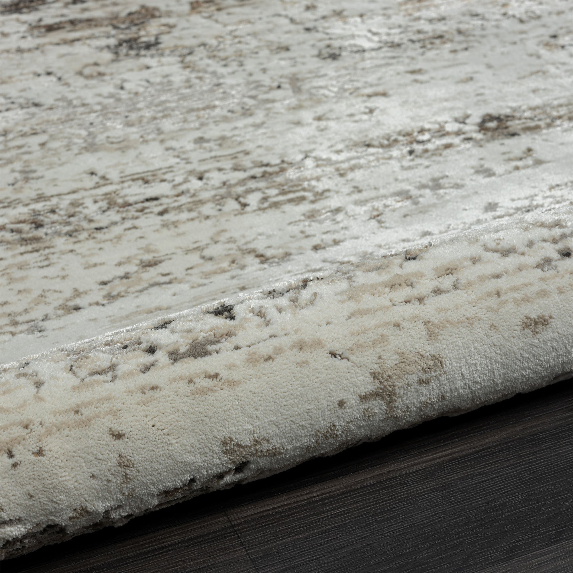 4' X 6' Beige Abstract Distressed Area Rug