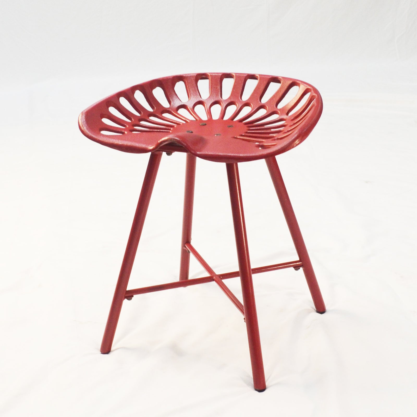 18" Red Metal Backless Stool